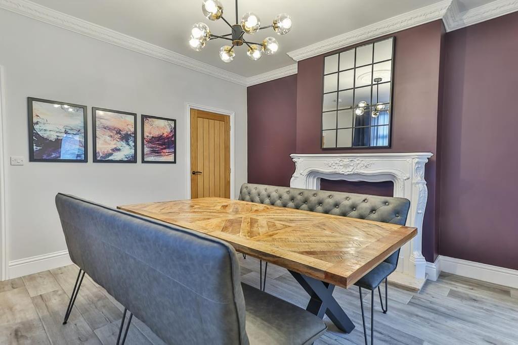 Luxury Spacious Pad With Games Room Σέφιλντ Εξωτερικό φωτογραφία